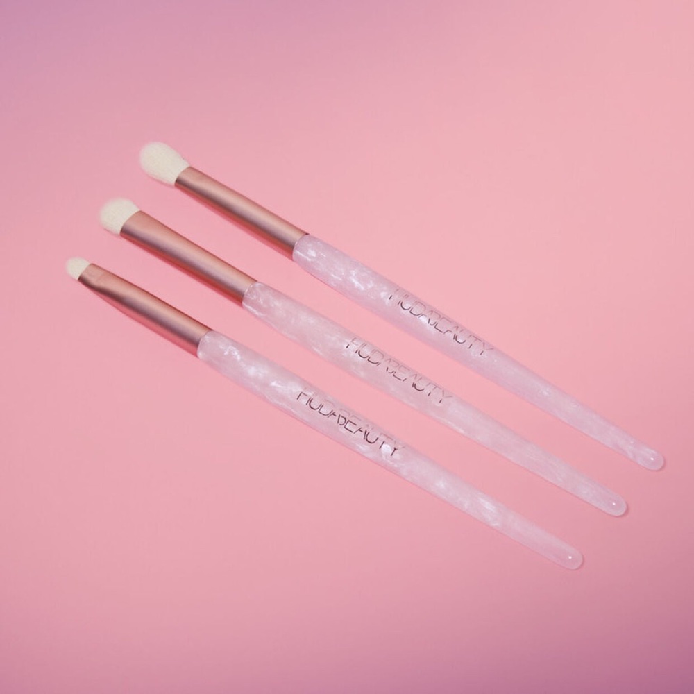 🆕 Huda Beauty Rose Quartz Brush Set 3 eyeshadow brushes Brand New